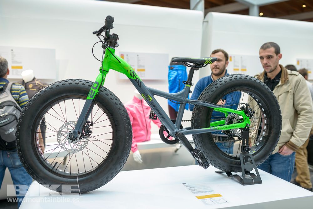 Eurobike 2014: Fat Bikes