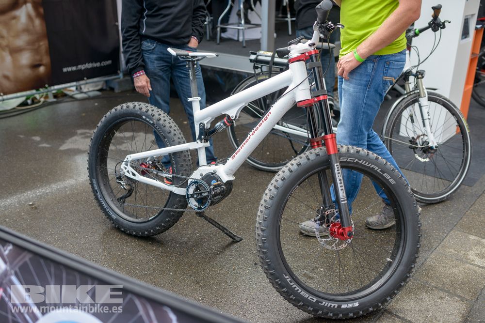 Eurobike 2014: Fat Bikes
