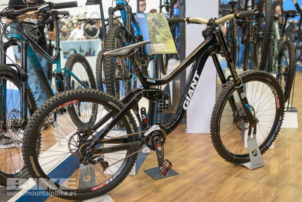 Giant Glory 27,5 Danny Hart. Foto: G. Manera