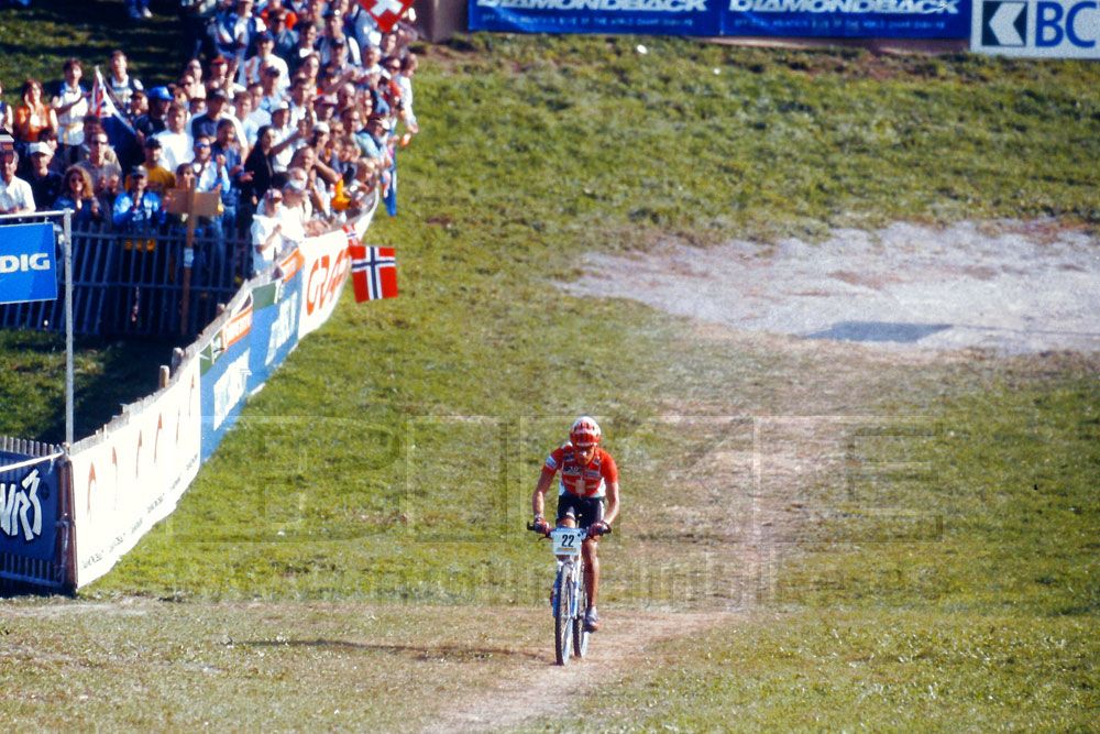 1997 - Campeonato del Mundo Chateau d´Eaux Suiza. Foto Mickael Helsing