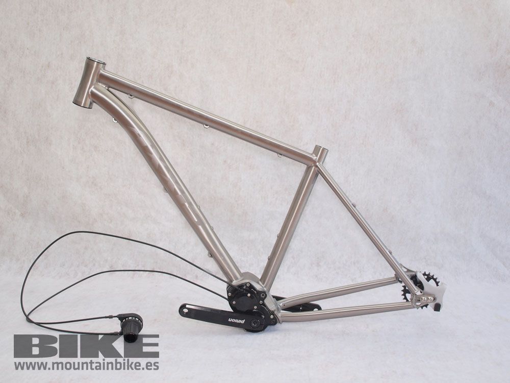 Gama Axxis Pinion 2015