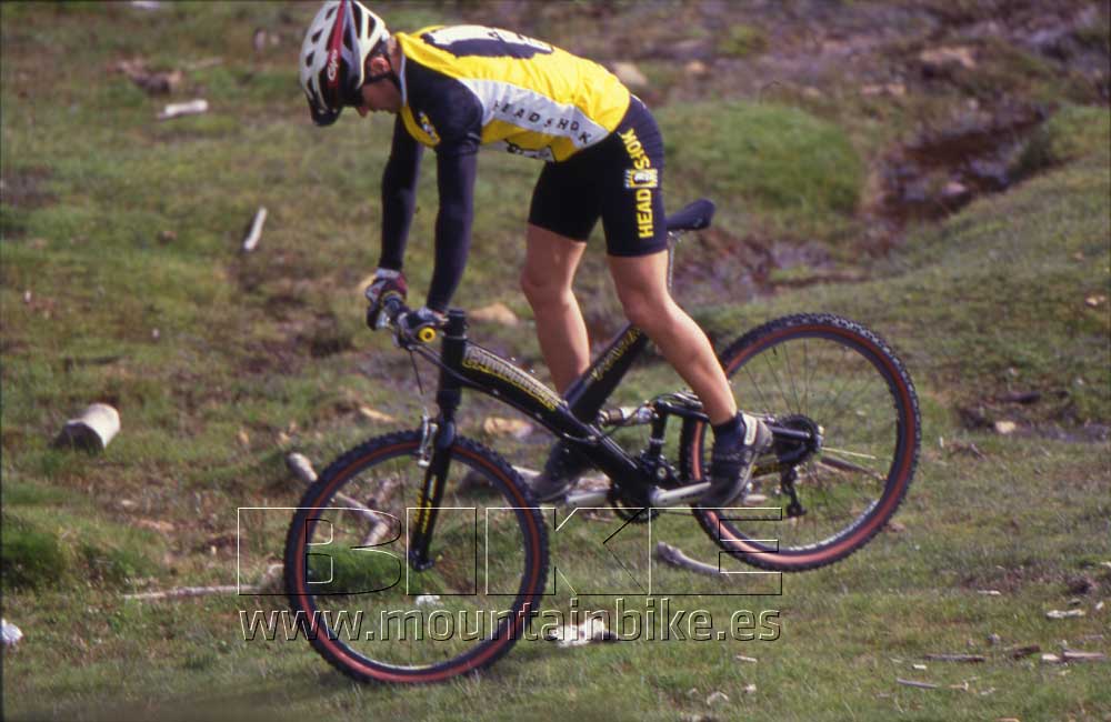 Bicis históricas: Cannondale Super V Raven 1997