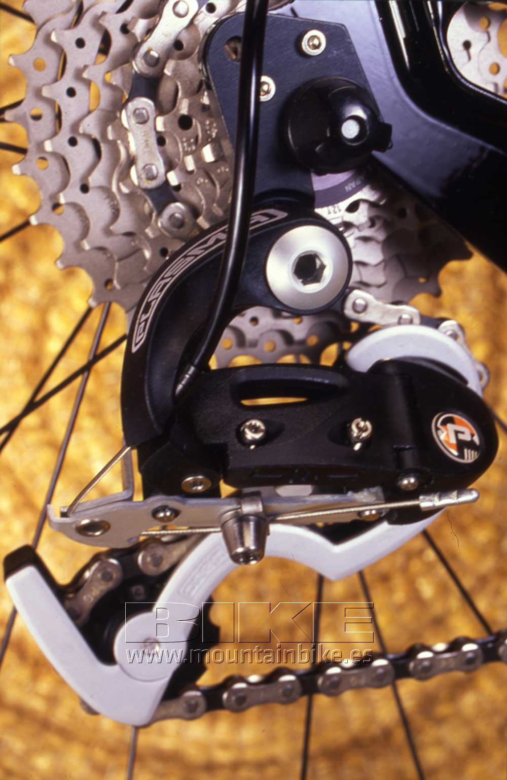 Bicis históricas: Cannondale Super V Raven 1997