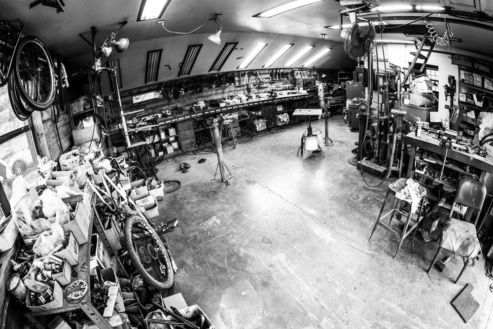 Vídeo: Nino Schurter. #HuntForGlory. Cap. 5 (Making-of)