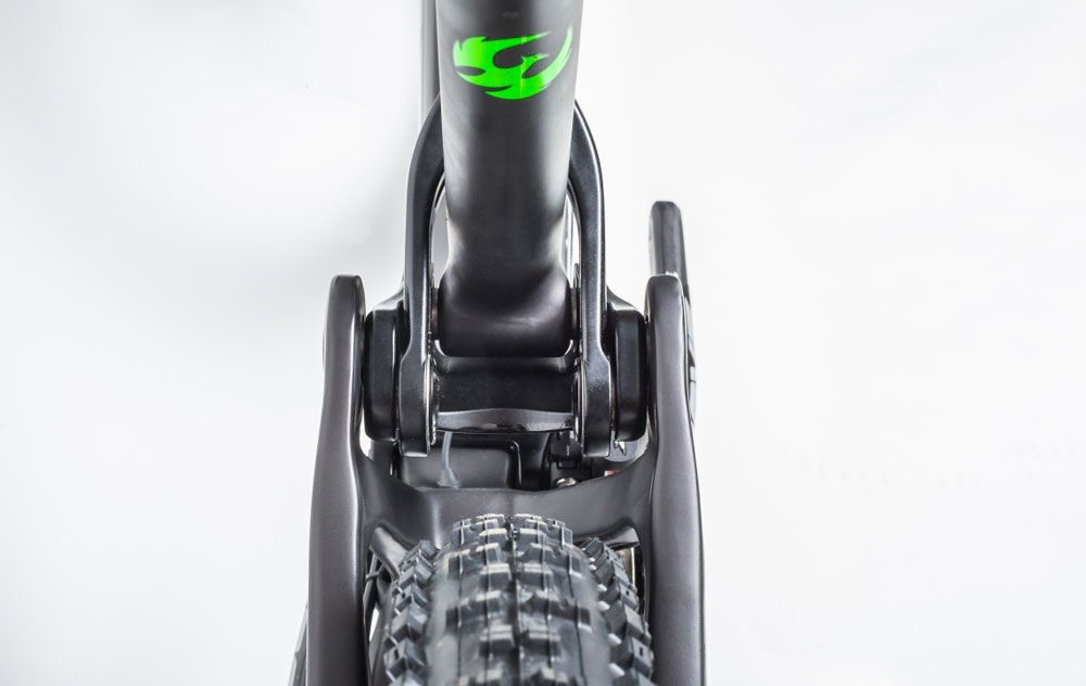 Pivot Mach 6 2016