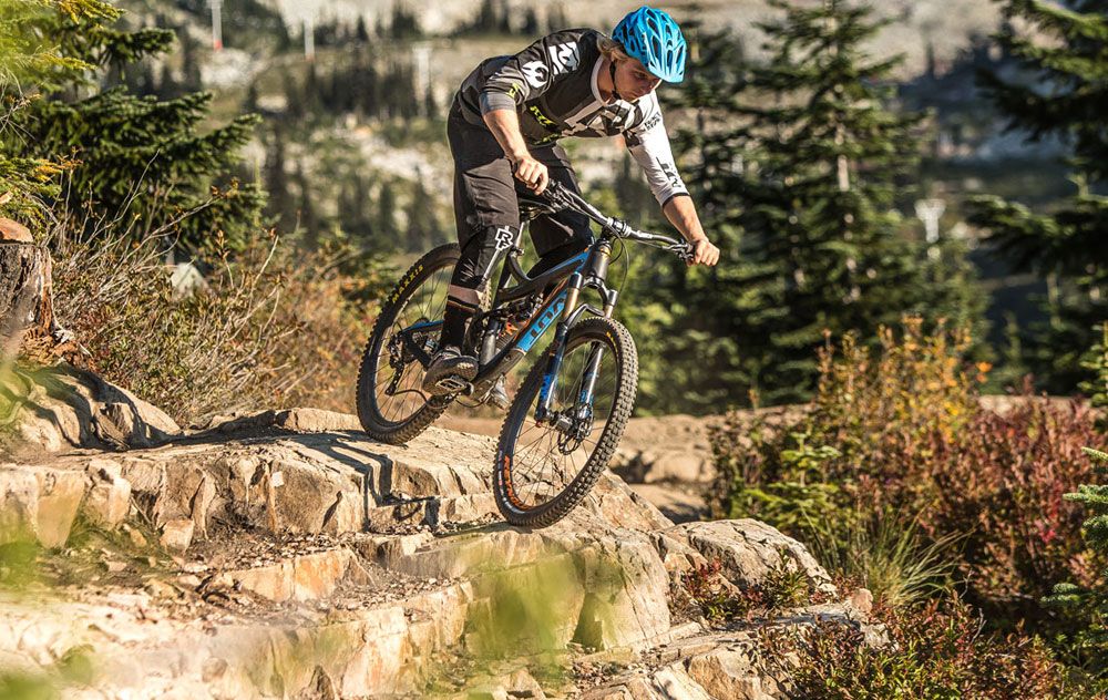 Pivot Mach 6 2016