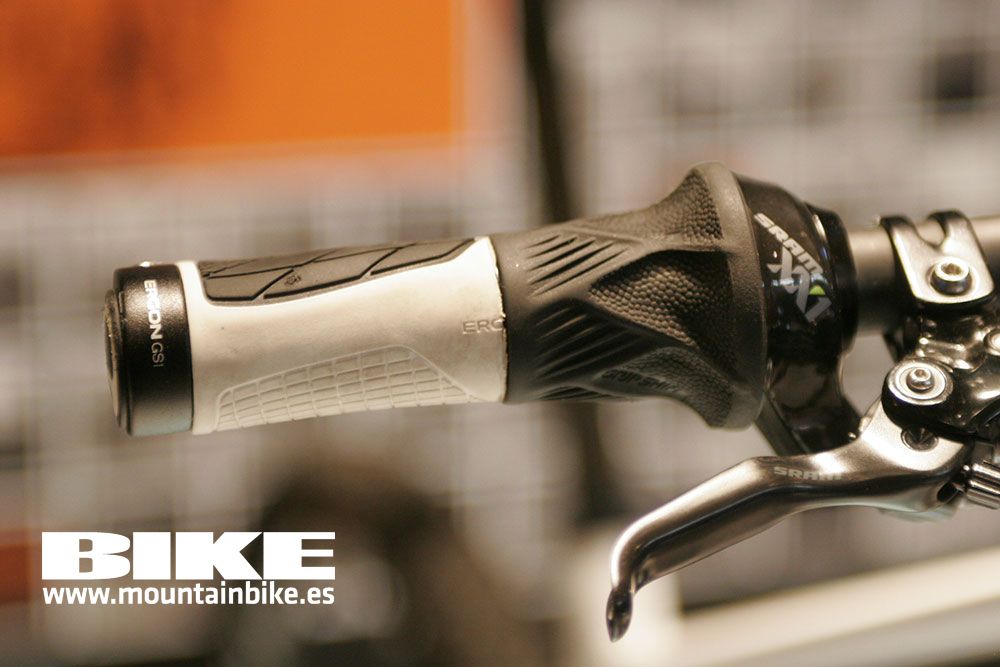Eurobike 2015: Canyon Exceed CF (Alban Lakarta)