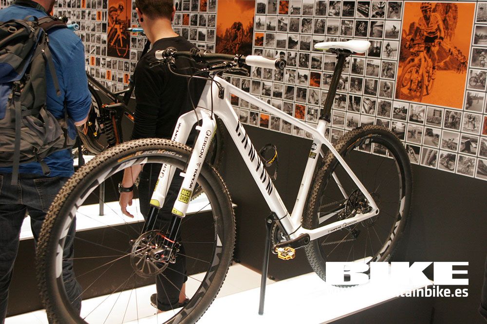 Eurobike 2015: Canyon Exceed CF (Alban Lakarta)