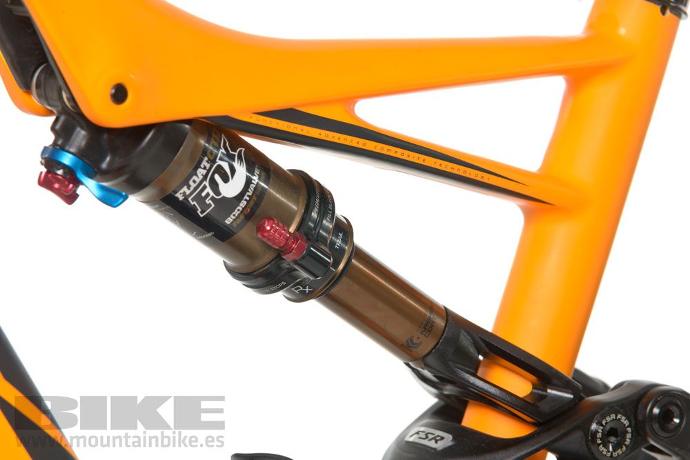 Test: Specialized Stumpjumper Expert Carbon 29” 2016