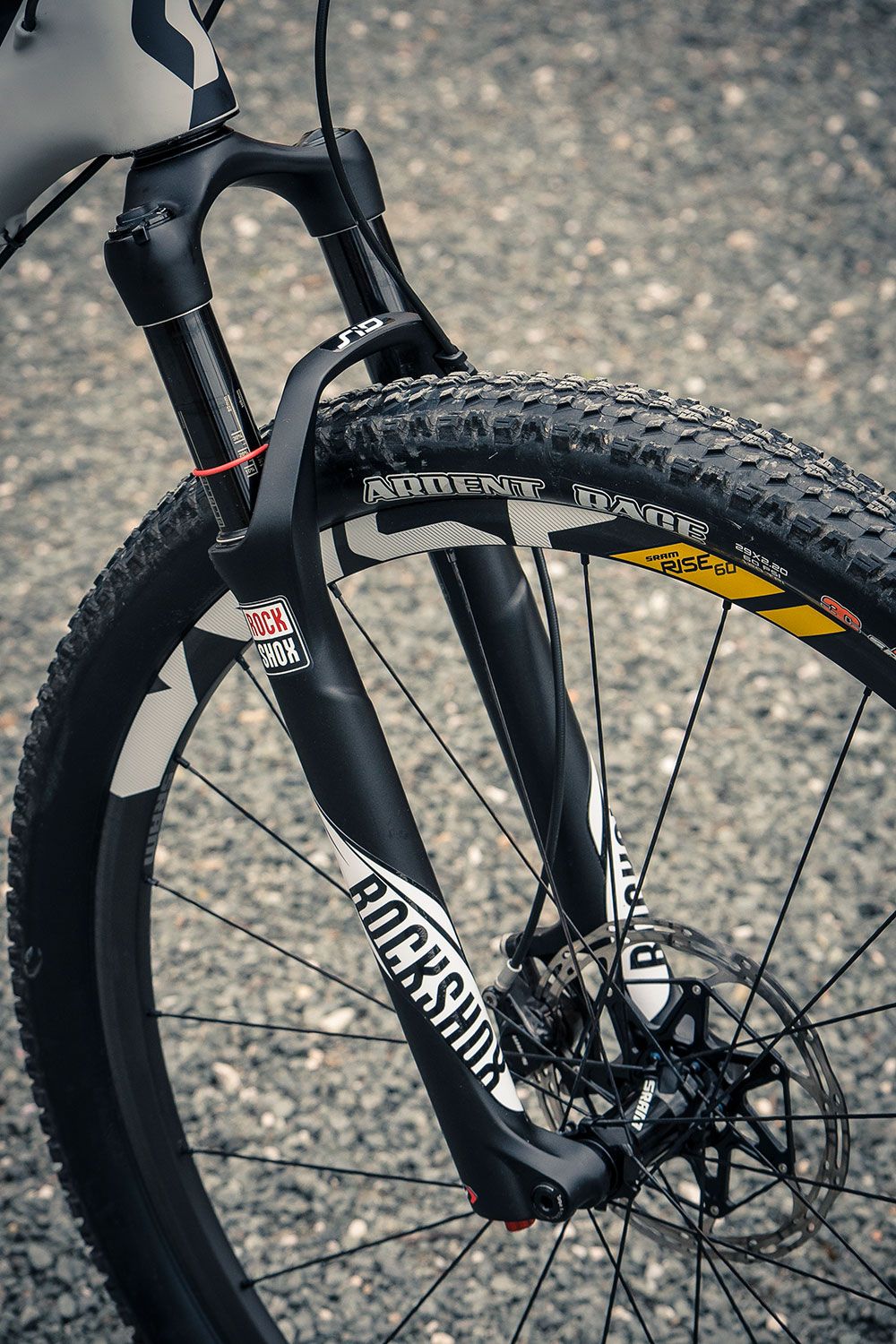Rock Shox presenta la nueva gama SID