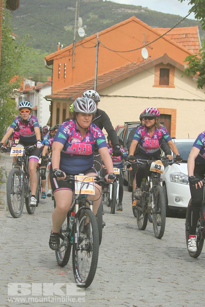 B-Pro MTB de la Mujer 2016, salida