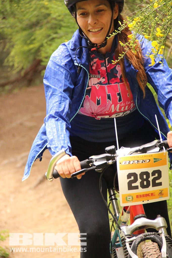B-Pro MTB de la Mujer 2016 galería 2