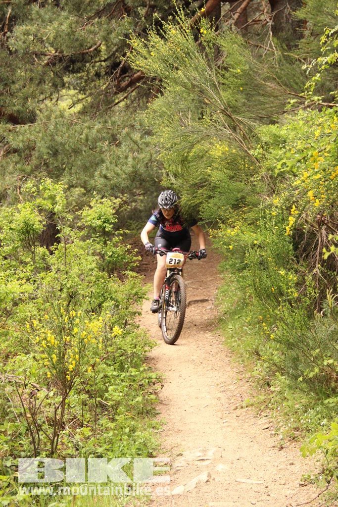 B-Pro MTB de la Mujer 2016 galería 2
