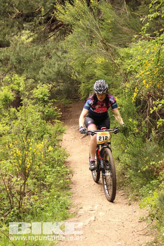 B-Pro MTB de la Mujer 2016 galería 2