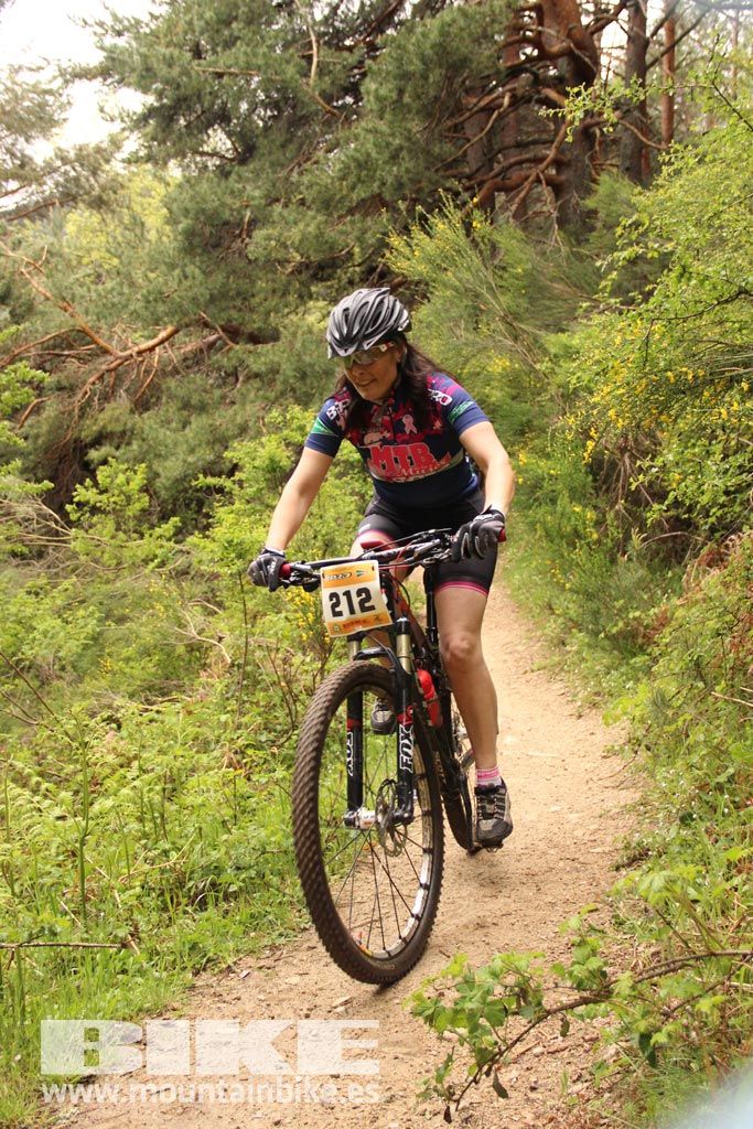 B-Pro MTB de la Mujer 2016 galería 2