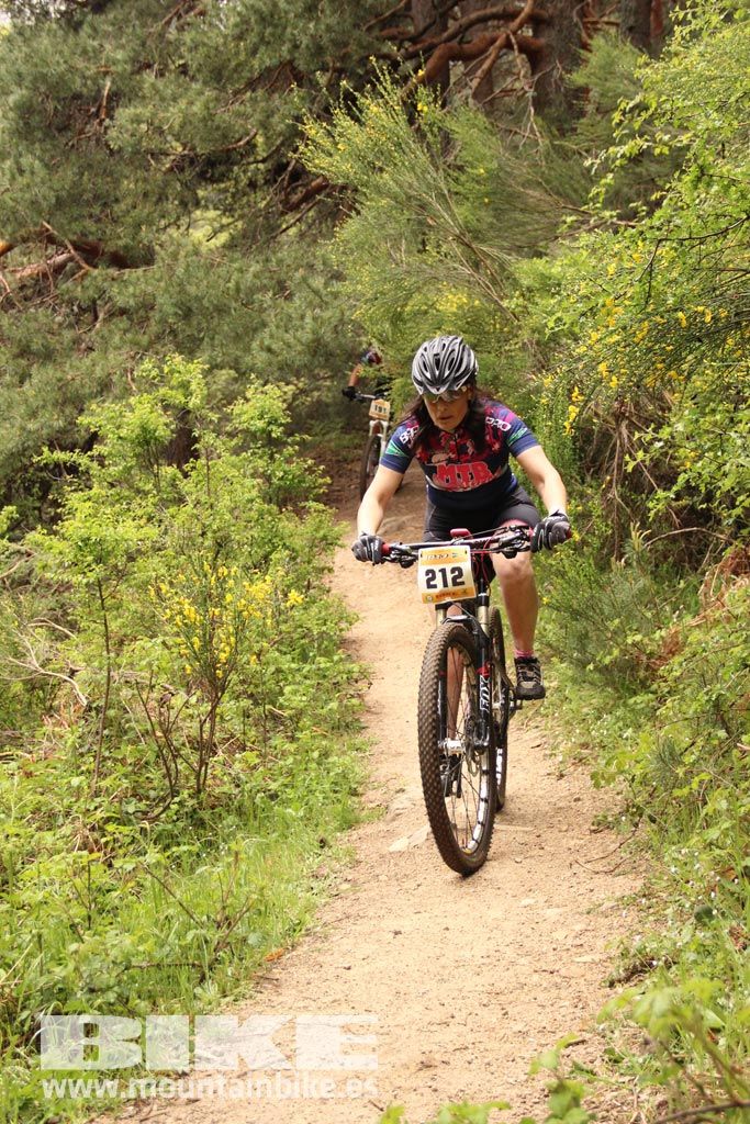 B-Pro MTB de la Mujer 2016 galería 2