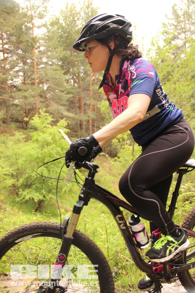 B-Pro MTB de la Mujer 2016 galería 2