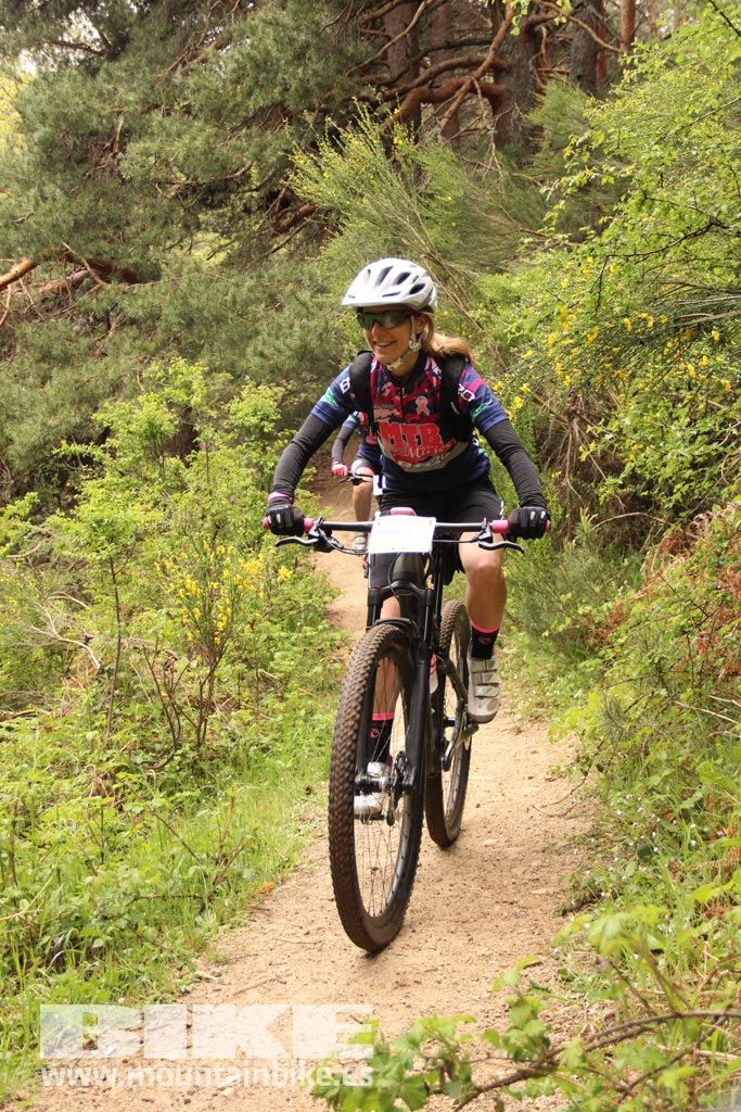 B-Pro MTB de la Mujer 2016 galería 2