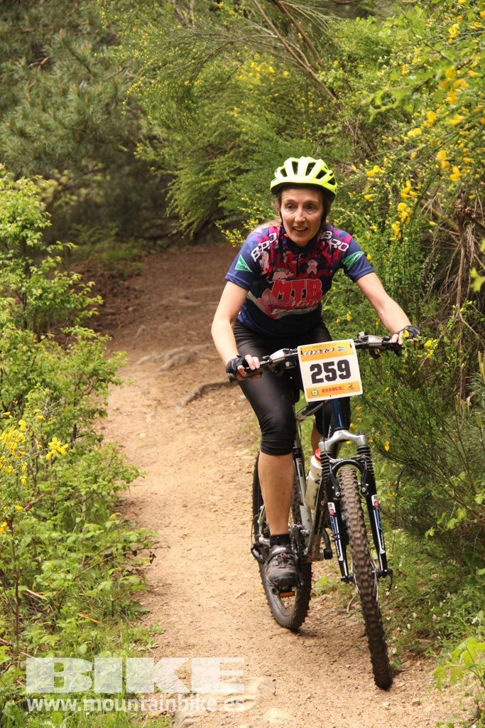 B-Pro MTB de la Mujer 2016 galería 2