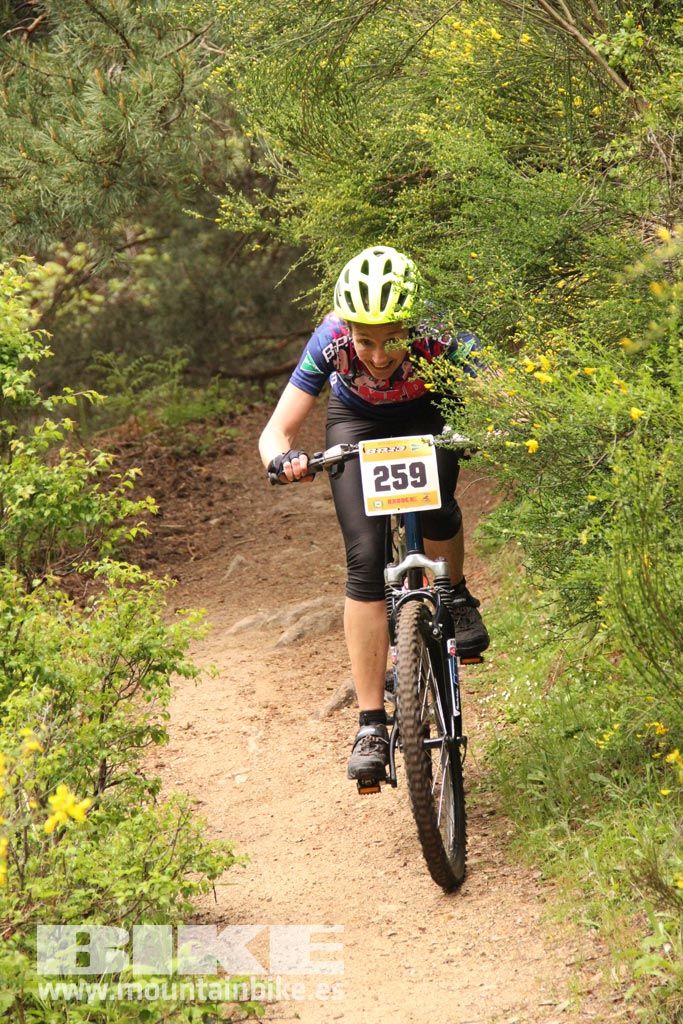 B-Pro MTB de la Mujer 2016 galería 2