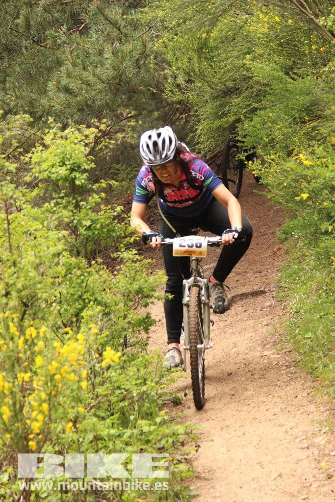 B-Pro MTB de la Mujer 2016 galería 2