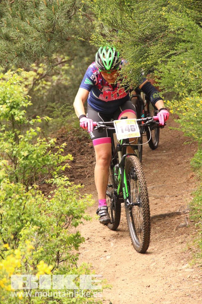 B-Pro MTB de la Mujer 2016 galería 2