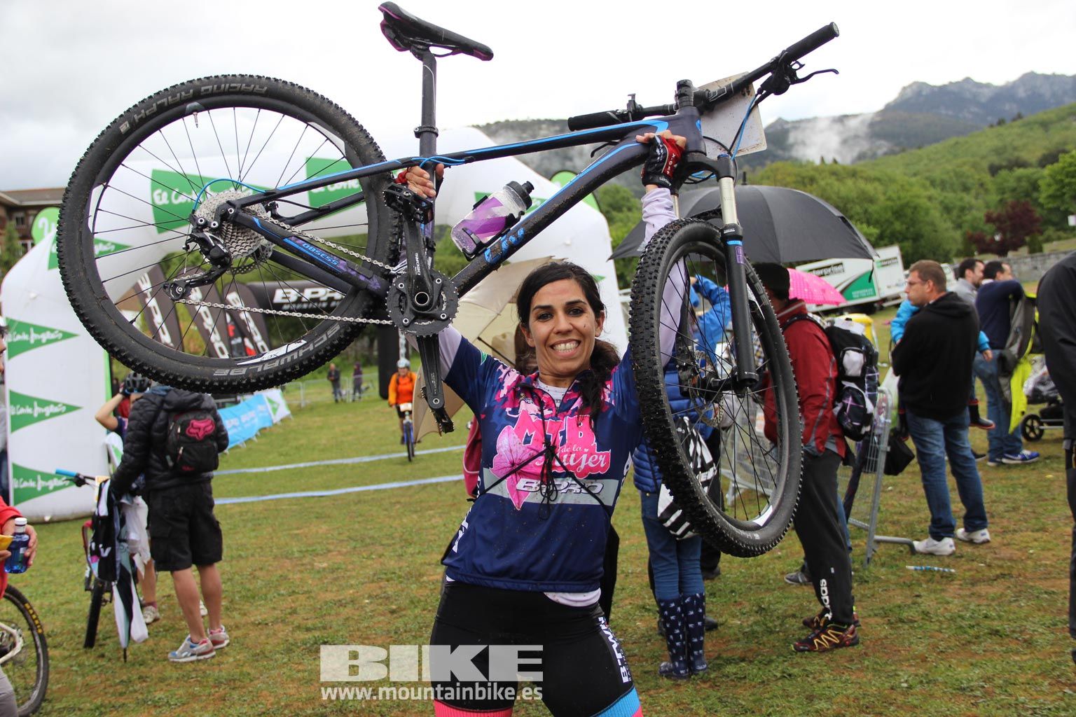 B-Pro MTB de la Mujer 2016 galería 4