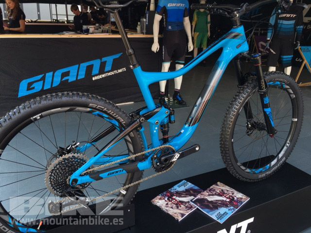 Giant 2947. Anthem Advanced Metric.