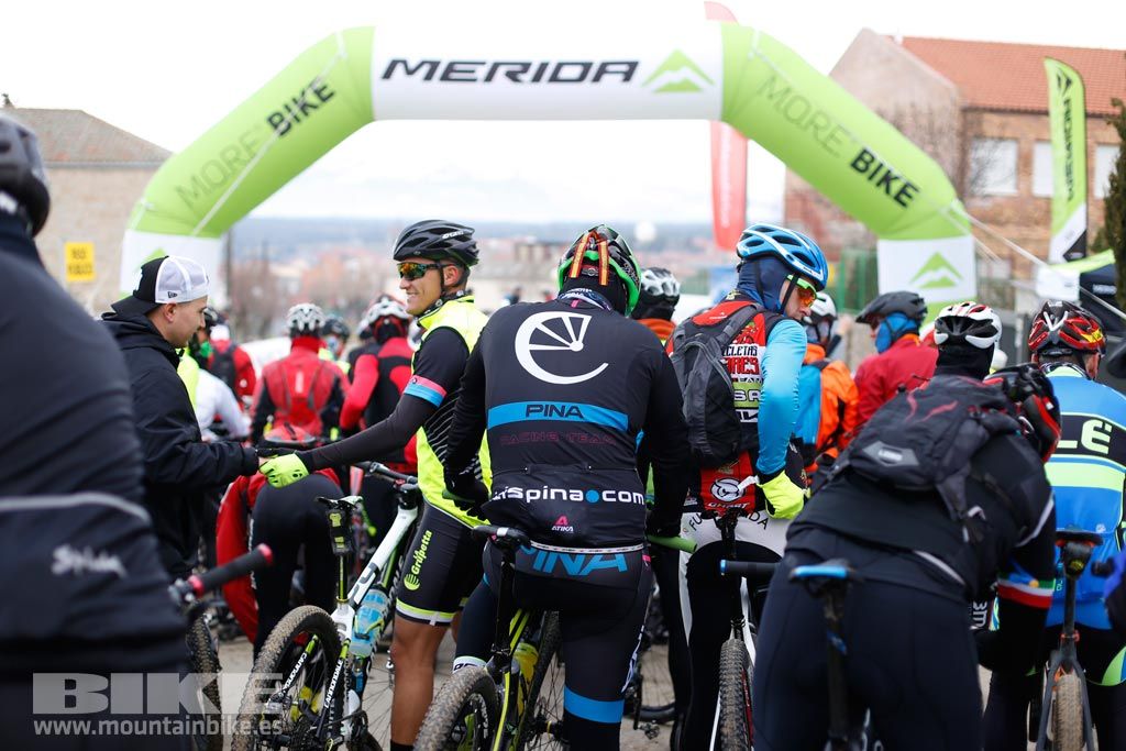 MTB 4 Estaciones Valdemorillo 2017 Salida