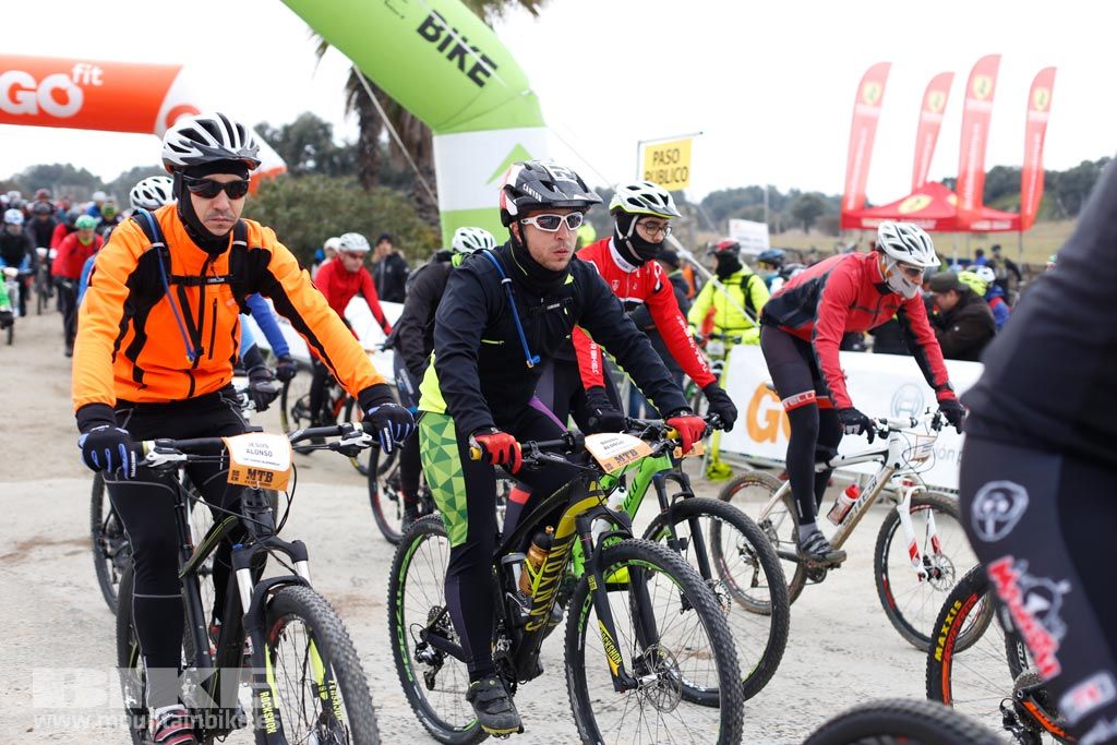 MTB 4 Estaciones Valdemorillo 2017 Salida