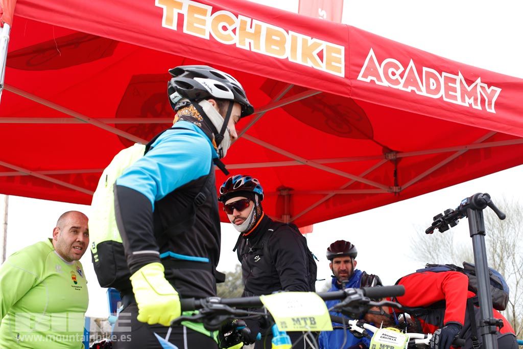 MTB 4 Estaciones Valdemorillo 2017 Salida