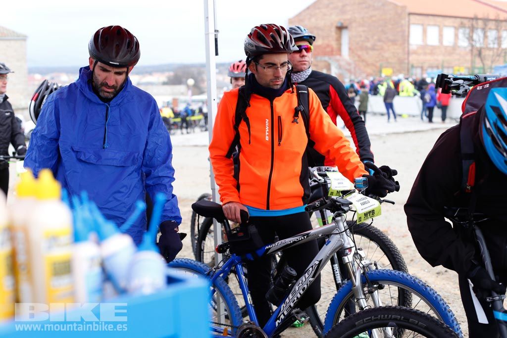 MTB 4 Estaciones Valdemorillo 2017 Salida