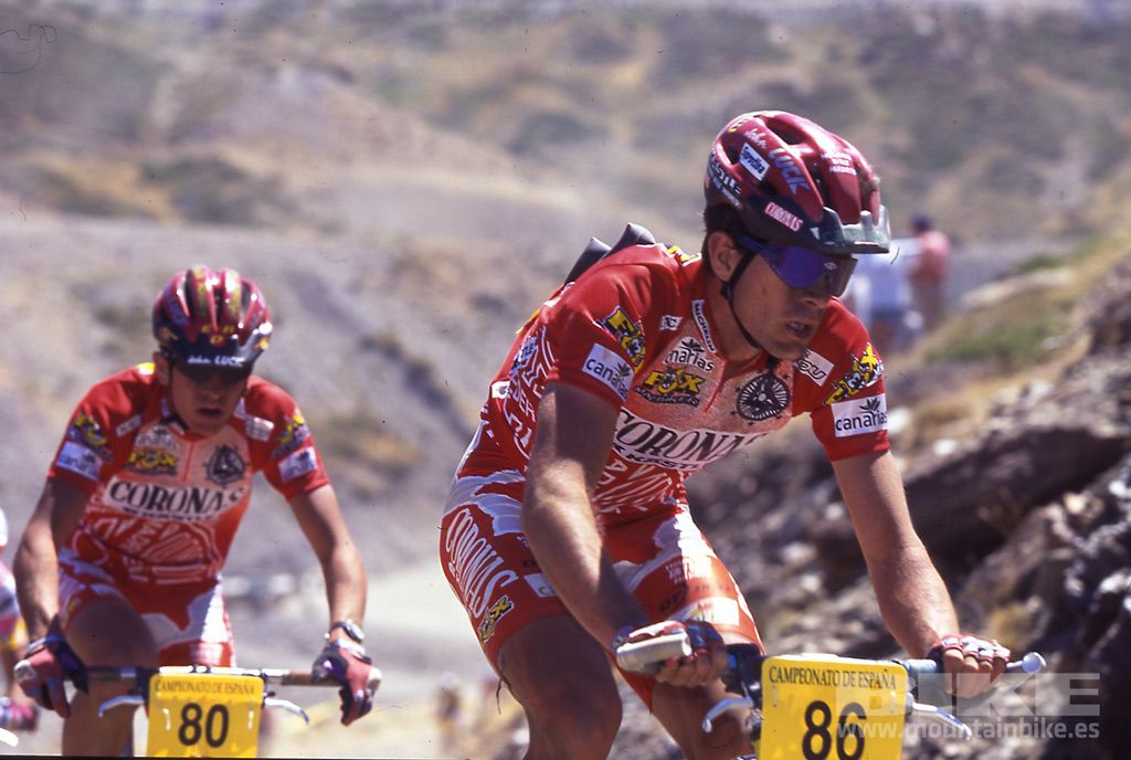 Equipo Coronas 25 Aniversario