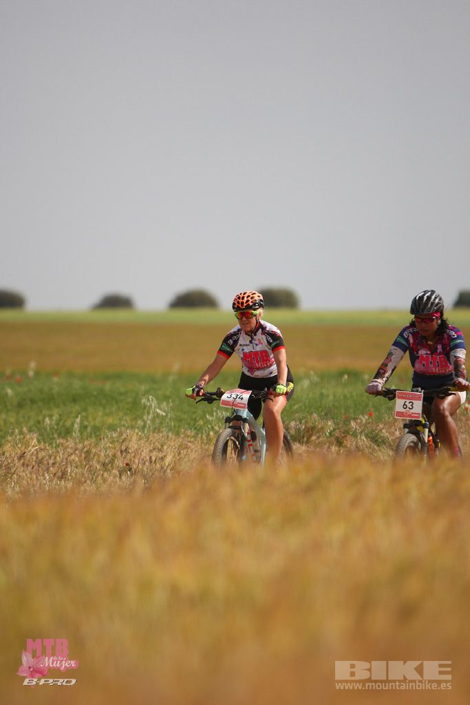 B-Pro MTB Mujer 2017 Galeria 1