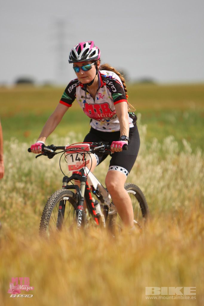 B-Pro MTB Mujer 2017 Galeria 1