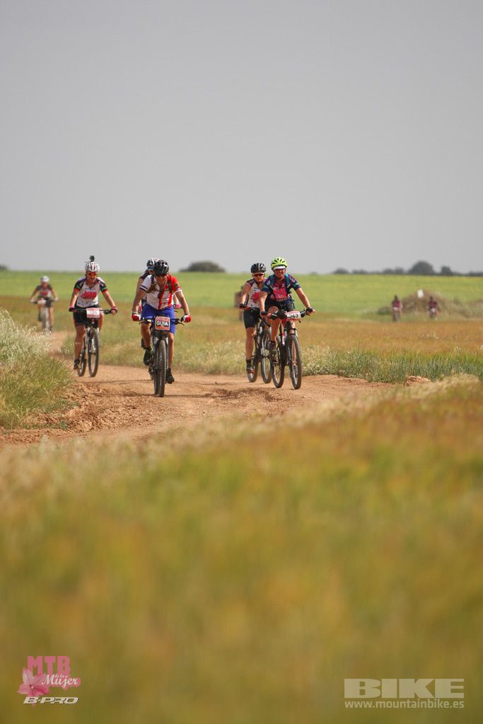 B-Pro MTB Mujer 2017 Galeria 1