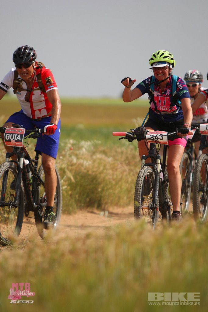 B-Pro MTB Mujer 2017 Galeria 1