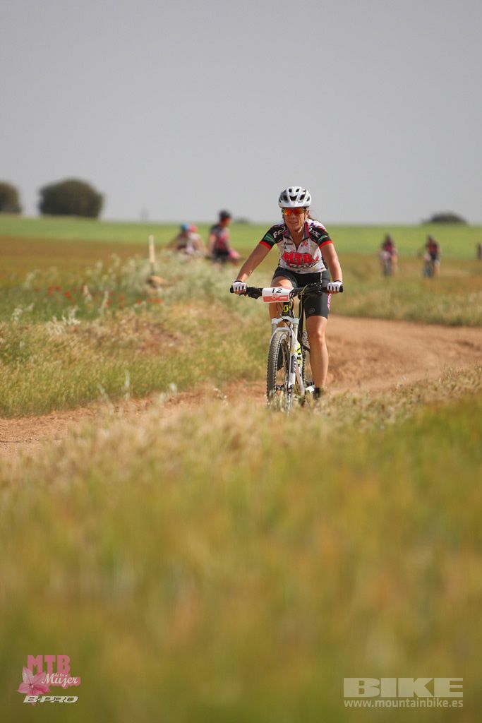 B-Pro MTB Mujer 2017 Galeria 1