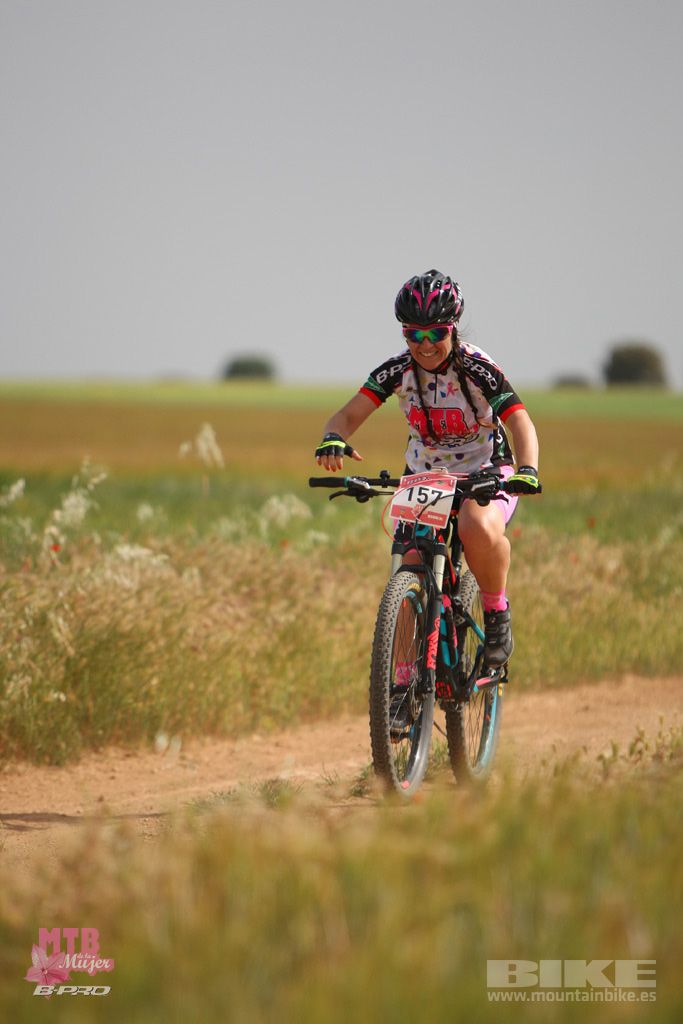 B-Pro MTB Mujer 2017 Galeria 1