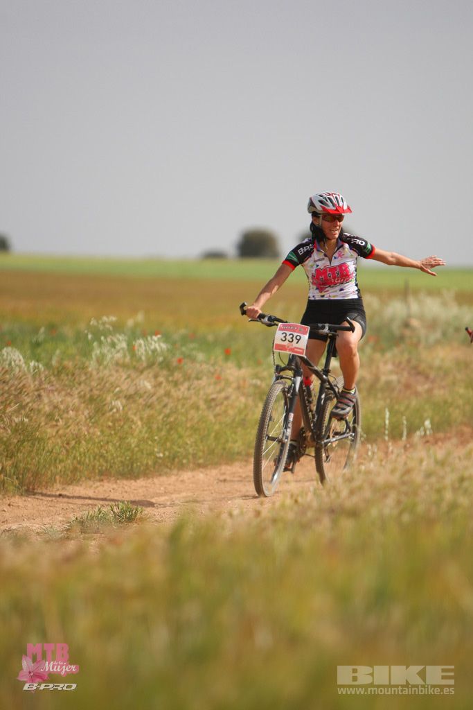 B-Pro MTB Mujer 2017 Galeria 1