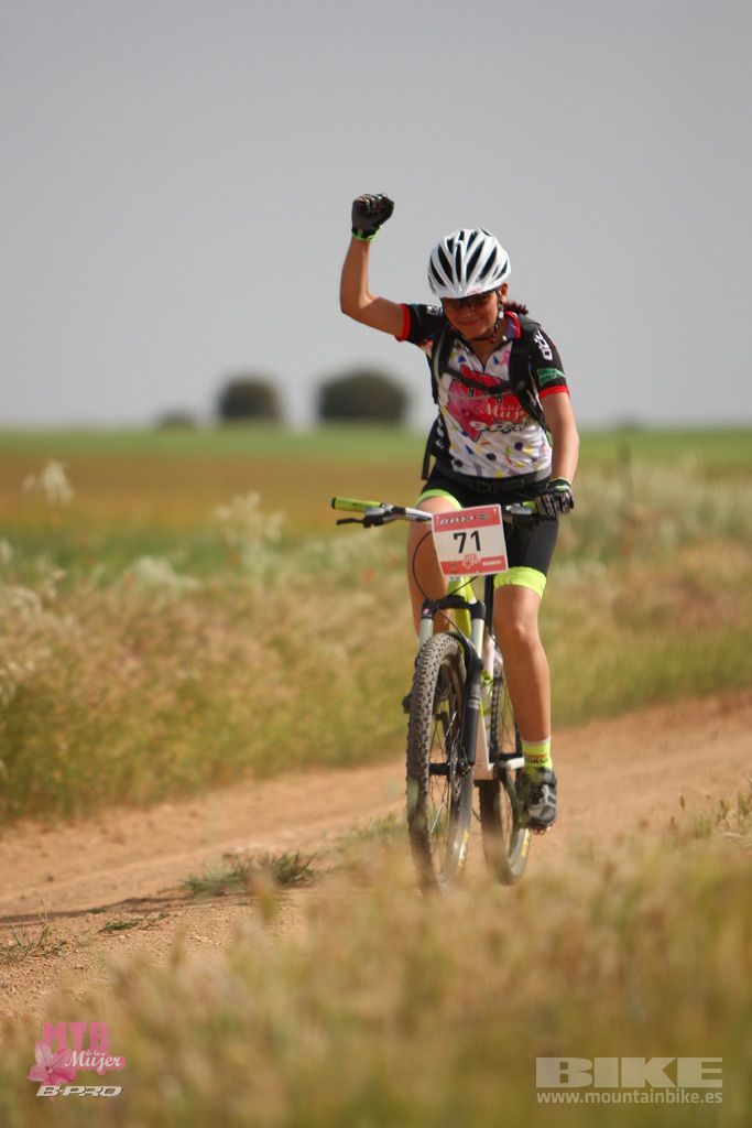 B-Pro MTB Mujer 2017 Galeria 1