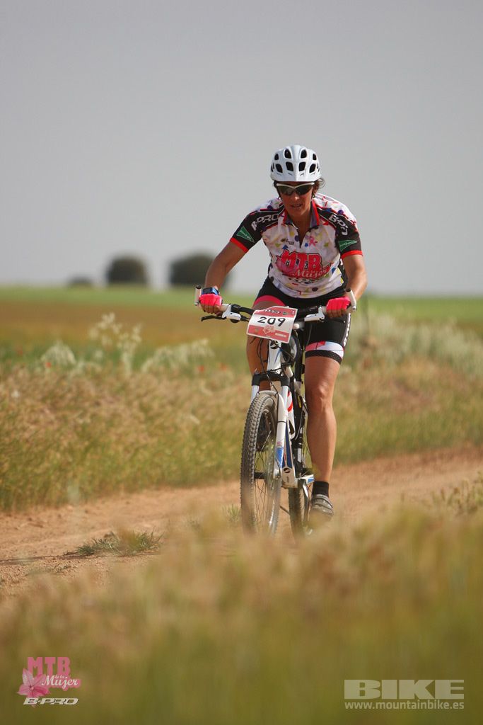 B-Pro MTB Mujer 2017 Galeria 1