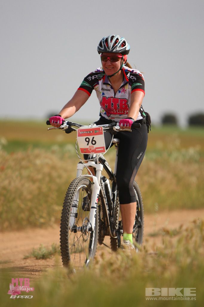 B-Pro MTB Mujer 2017 Galeria 1