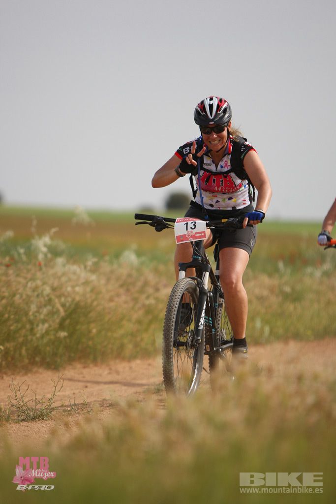 B-Pro MTB Mujer 2017 Galeria 1