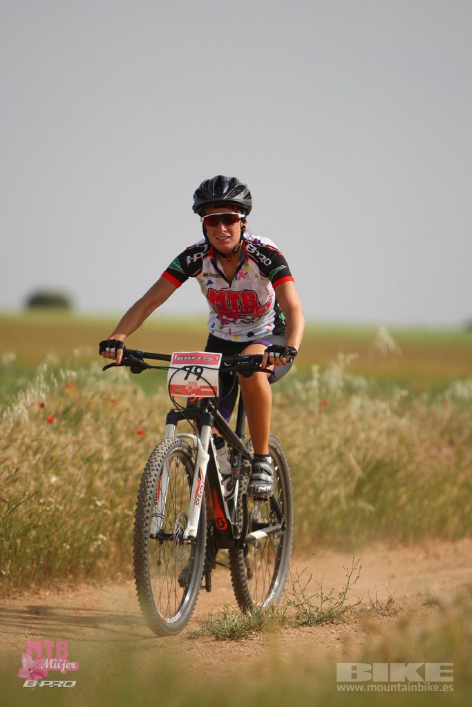B-Pro MTB Mujer 2017 Galeria 1