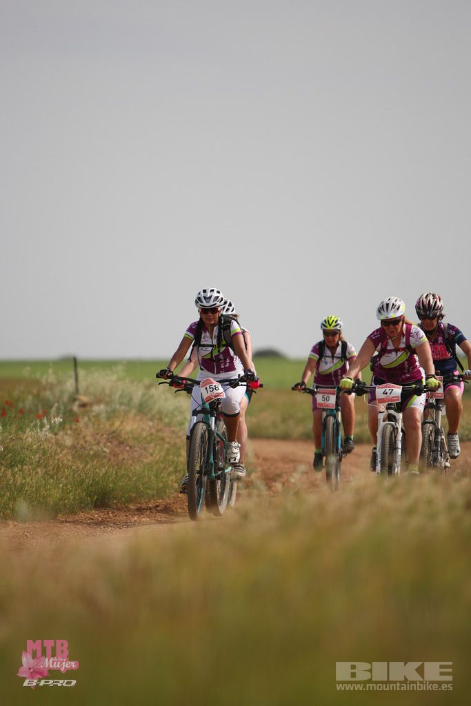 B-Pro MTB Mujer 2017 Galeria 1