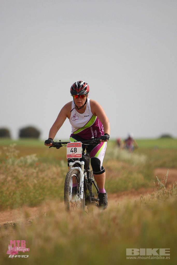 B-Pro MTB Mujer 2017 Galeria 1