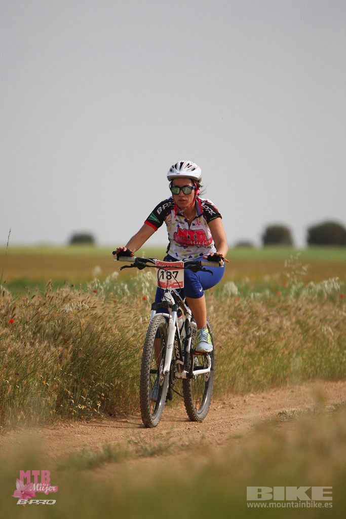 B-Pro MTB Mujer 2017 Galeria 1