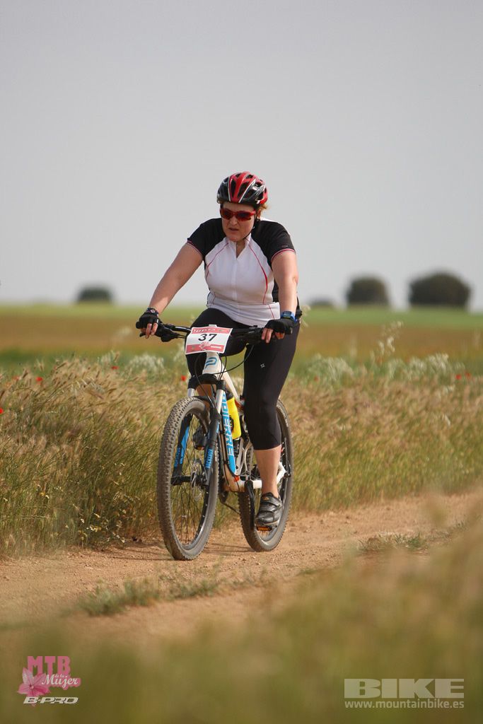 B-Pro MTB Mujer 2017 Galeria 1