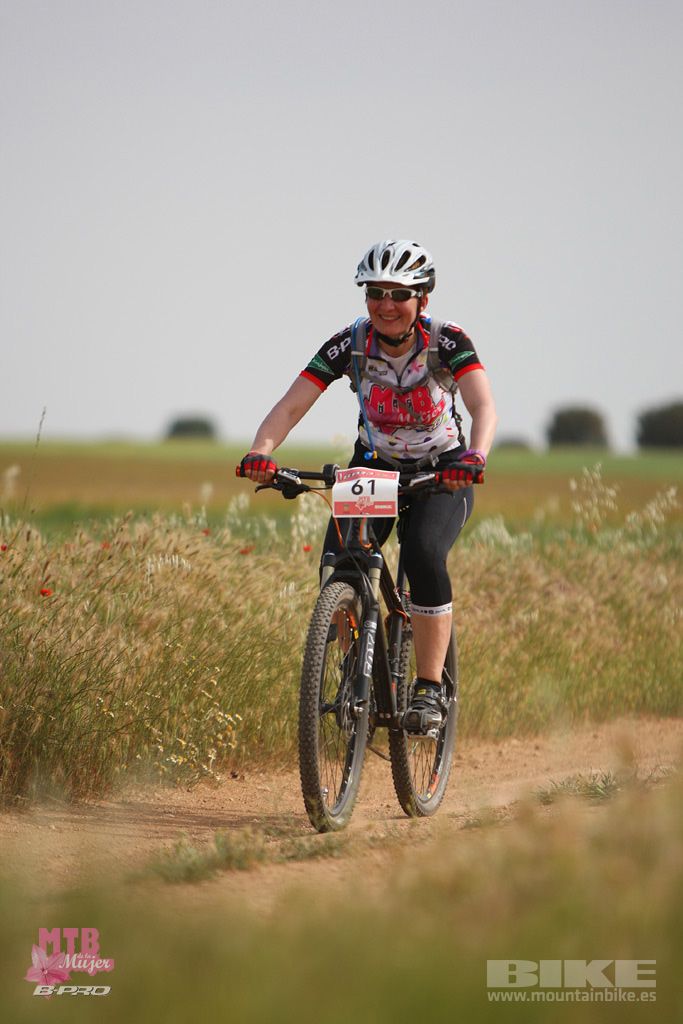 B-Pro MTB Mujer 2017 Galeria 1